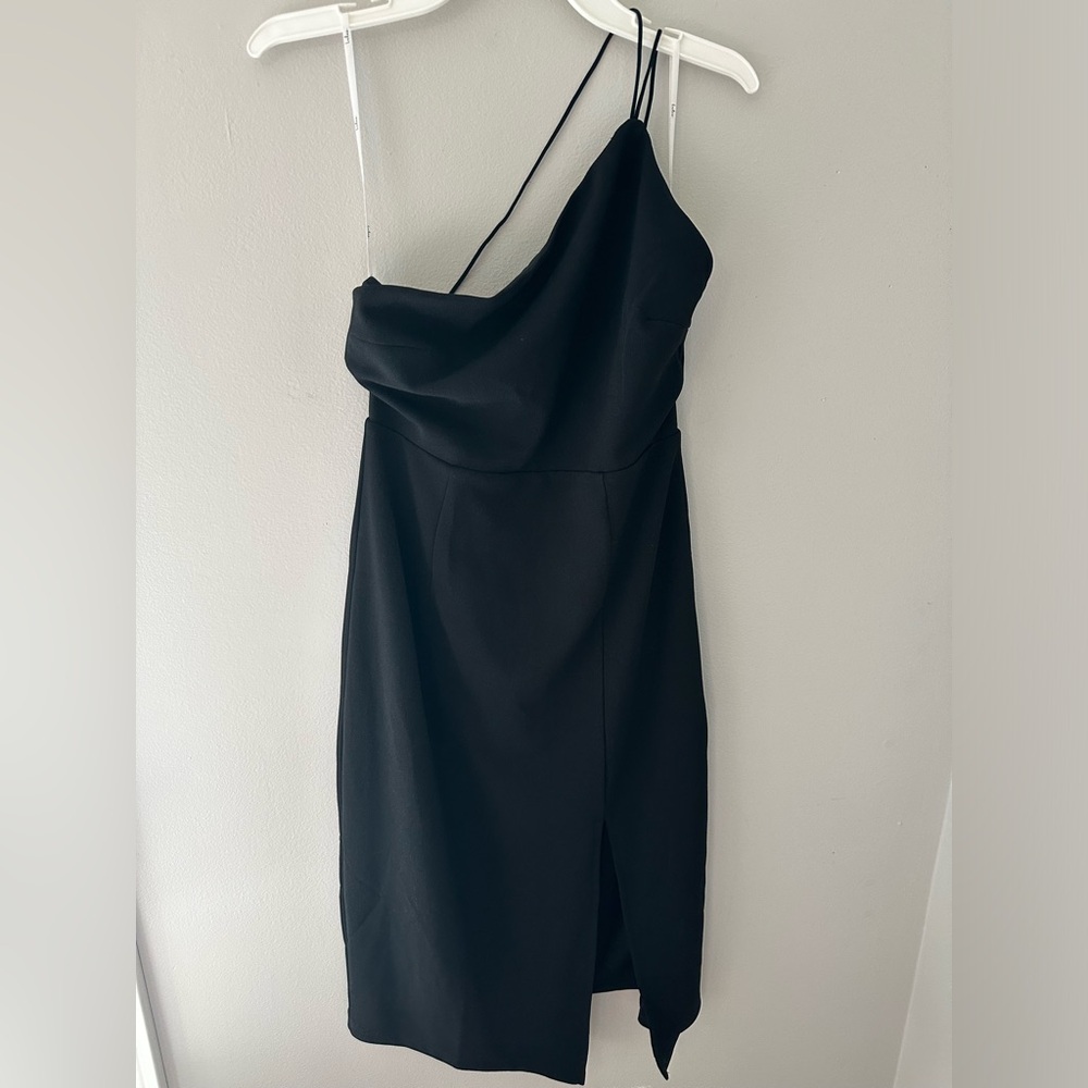 like new, worn once for a few hours